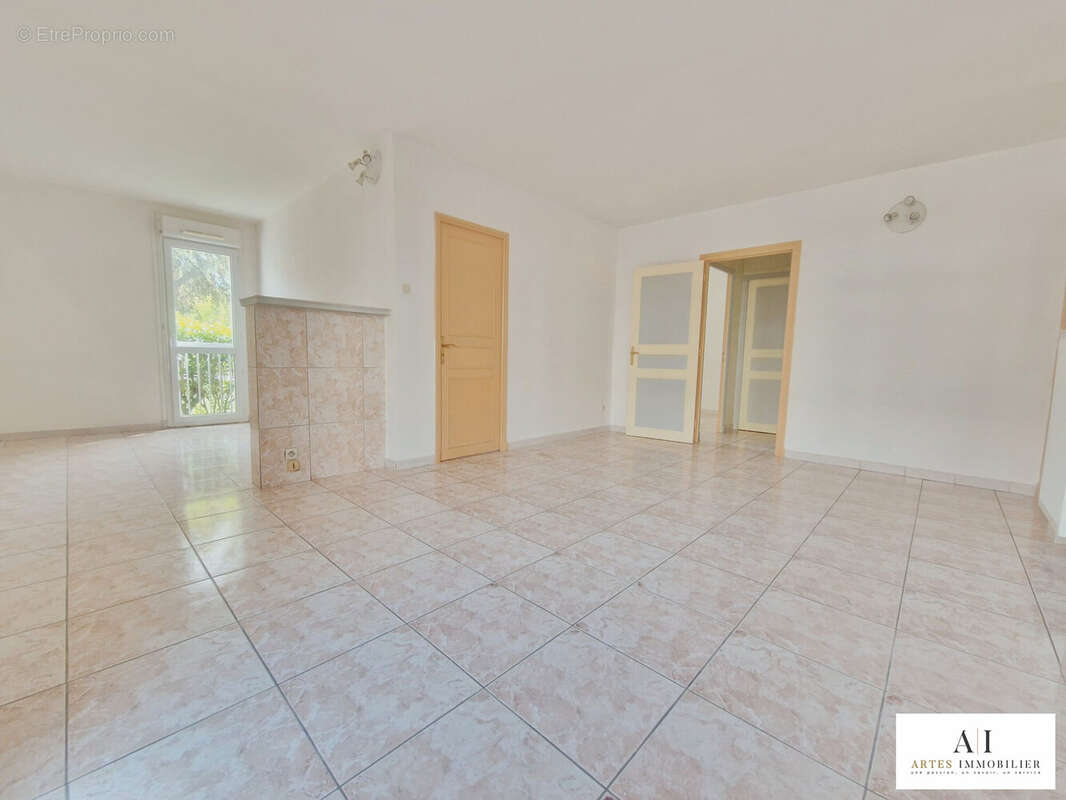 Appartement à MONTELIMAR