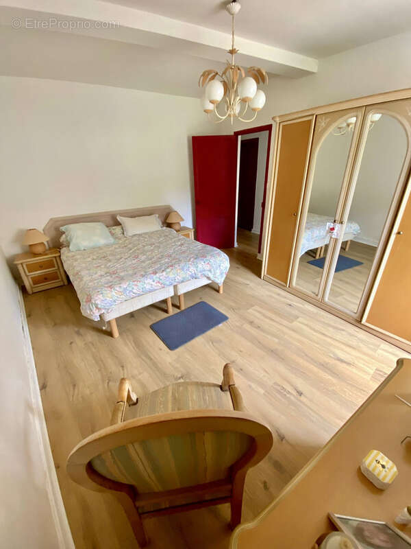 Maison à SAINT-ESTEPHE