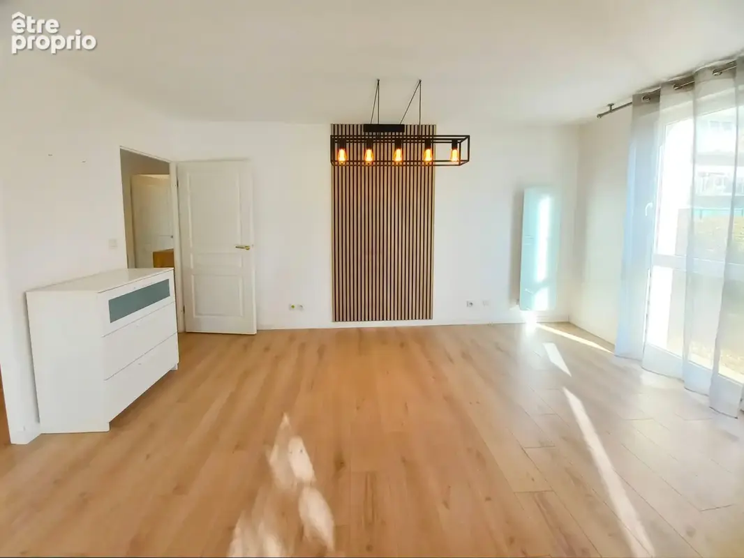 Coup de cœur assuré pour ce 4 pièces, doté d'une superbe terrasse de près de 50 m2 - photo 5
