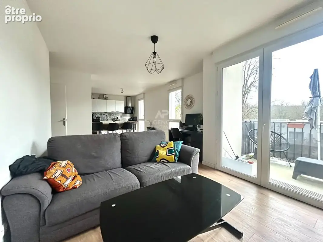 Appartement Poissy 3 pièce(s) 62 m2 - photo 2