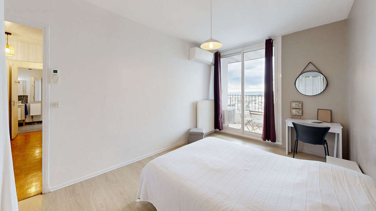 Appartement à MARSEILLE-9E