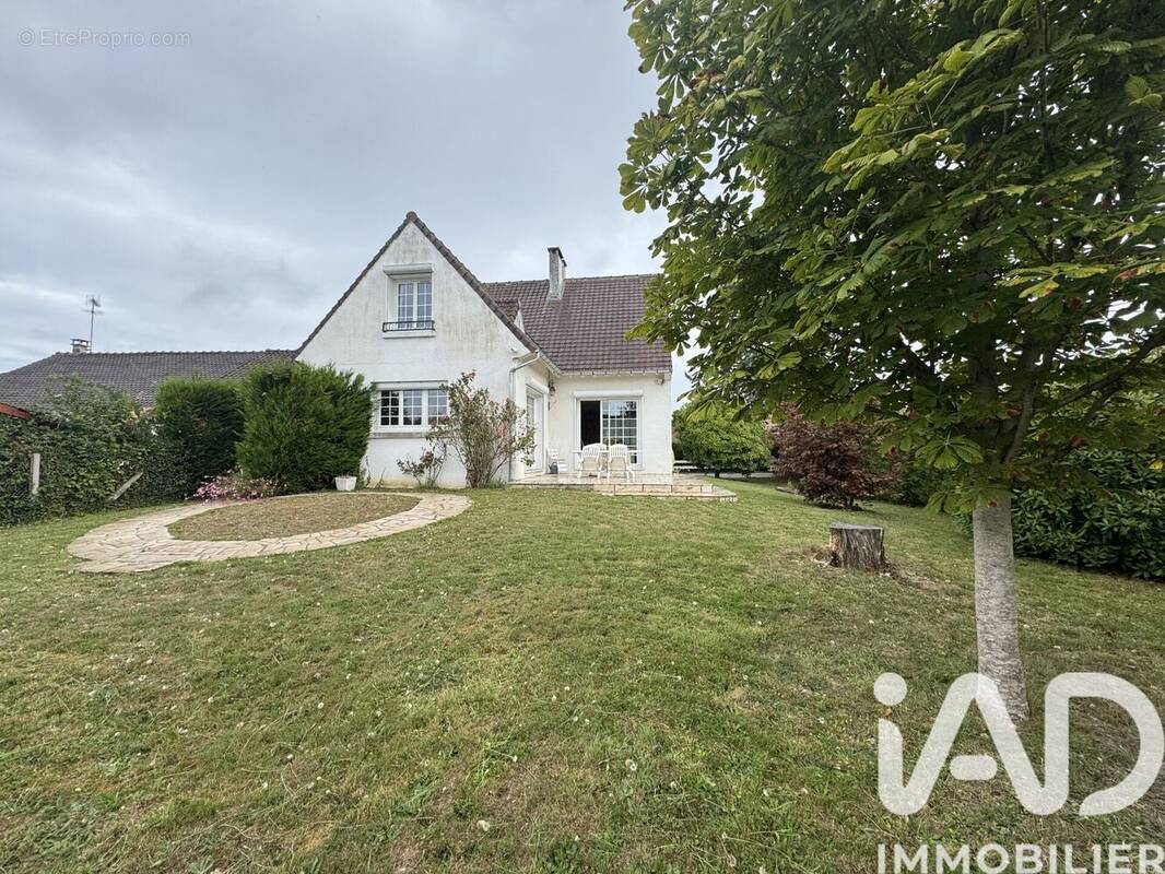 Photo 1 - Maison à CHAILLY-EN-BIERE