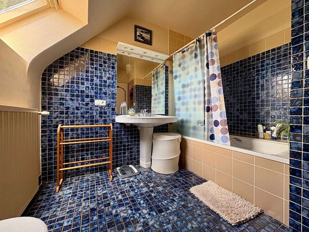 Maison à CHATELAUDREN