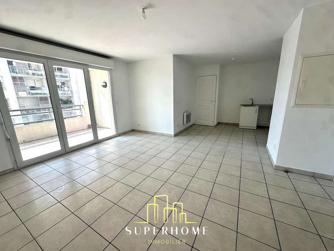 Appartement à MARSEILLE-10E