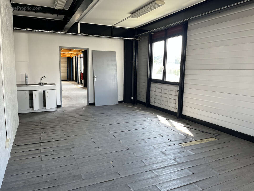 Commerce à SAINT-ETIENNE