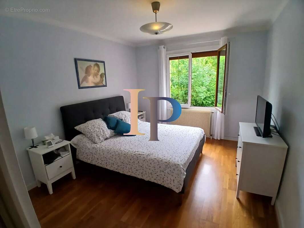 Maison 210 m² à Charlieu  - photo 13