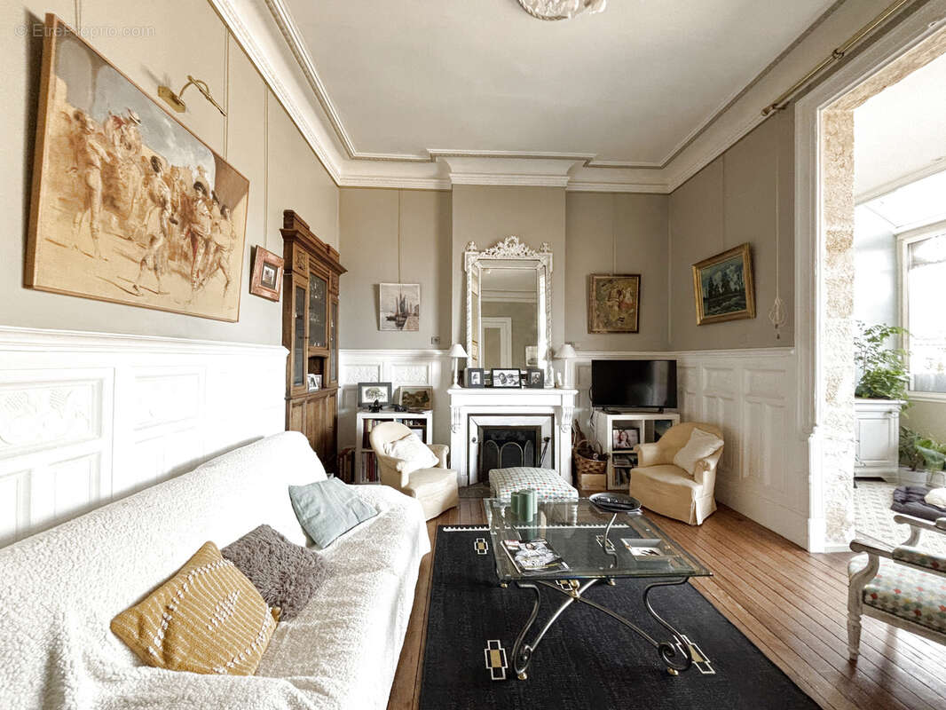 Appartement à BORDEAUX