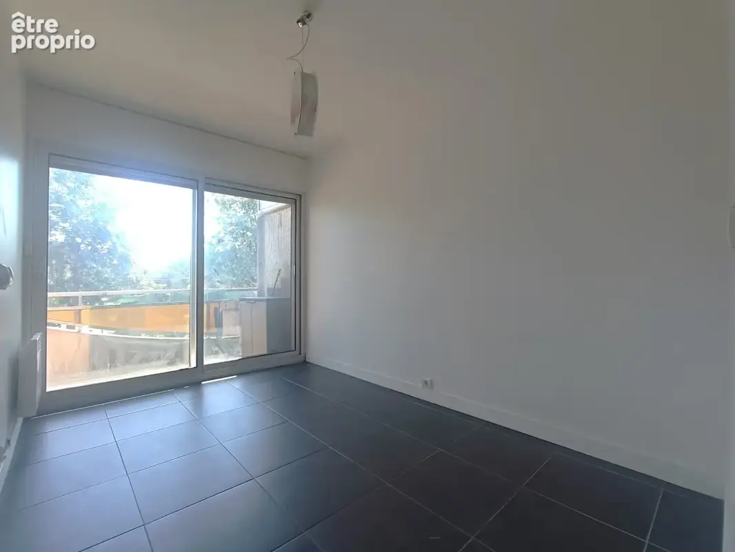 Appartement 3 pièces à Mandelieu-la-Napoule, quartier Capitou - photo 4