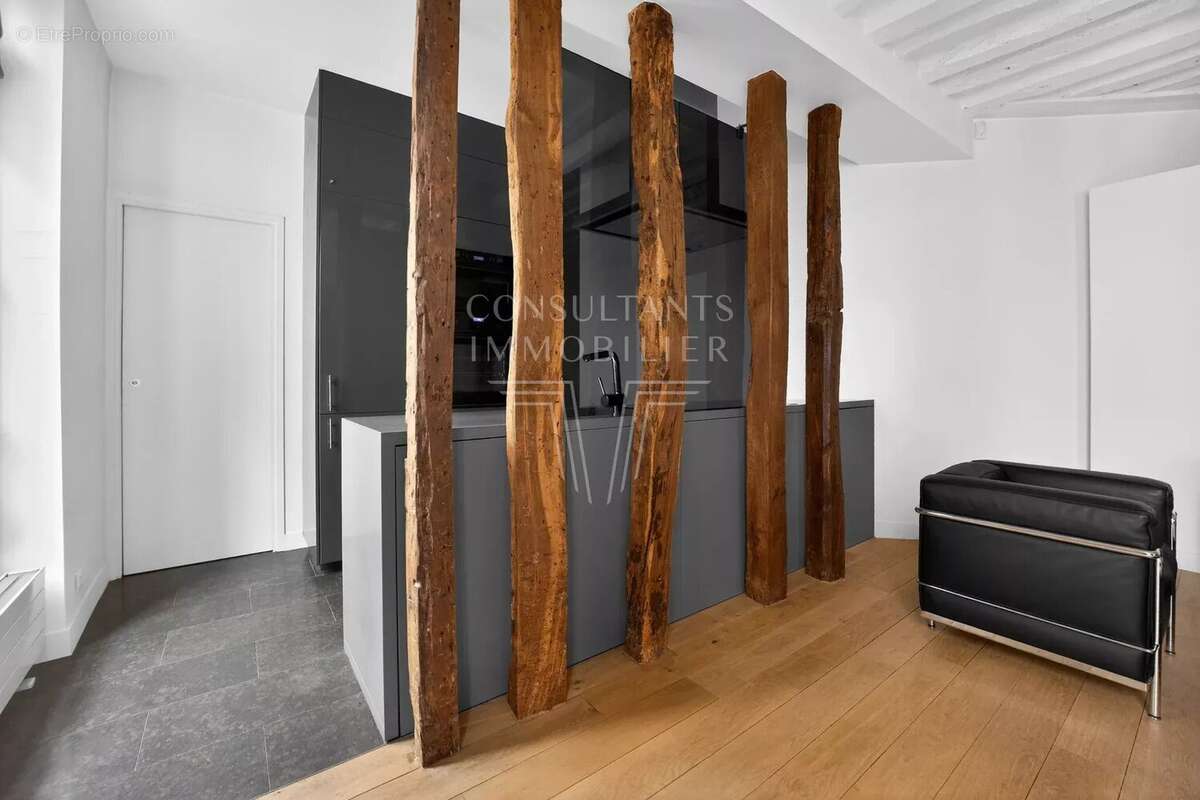 Appartement à PARIS-2E