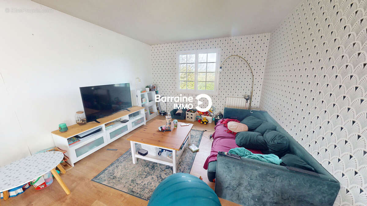 Maison à SAINT-THONAN