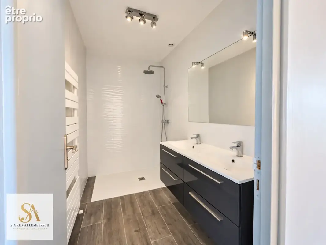 PUICHÉRIC – Maison familiale rénovée 115 m² – 3 chambres – terrasse, jardin et garage – DPE C - photo 8