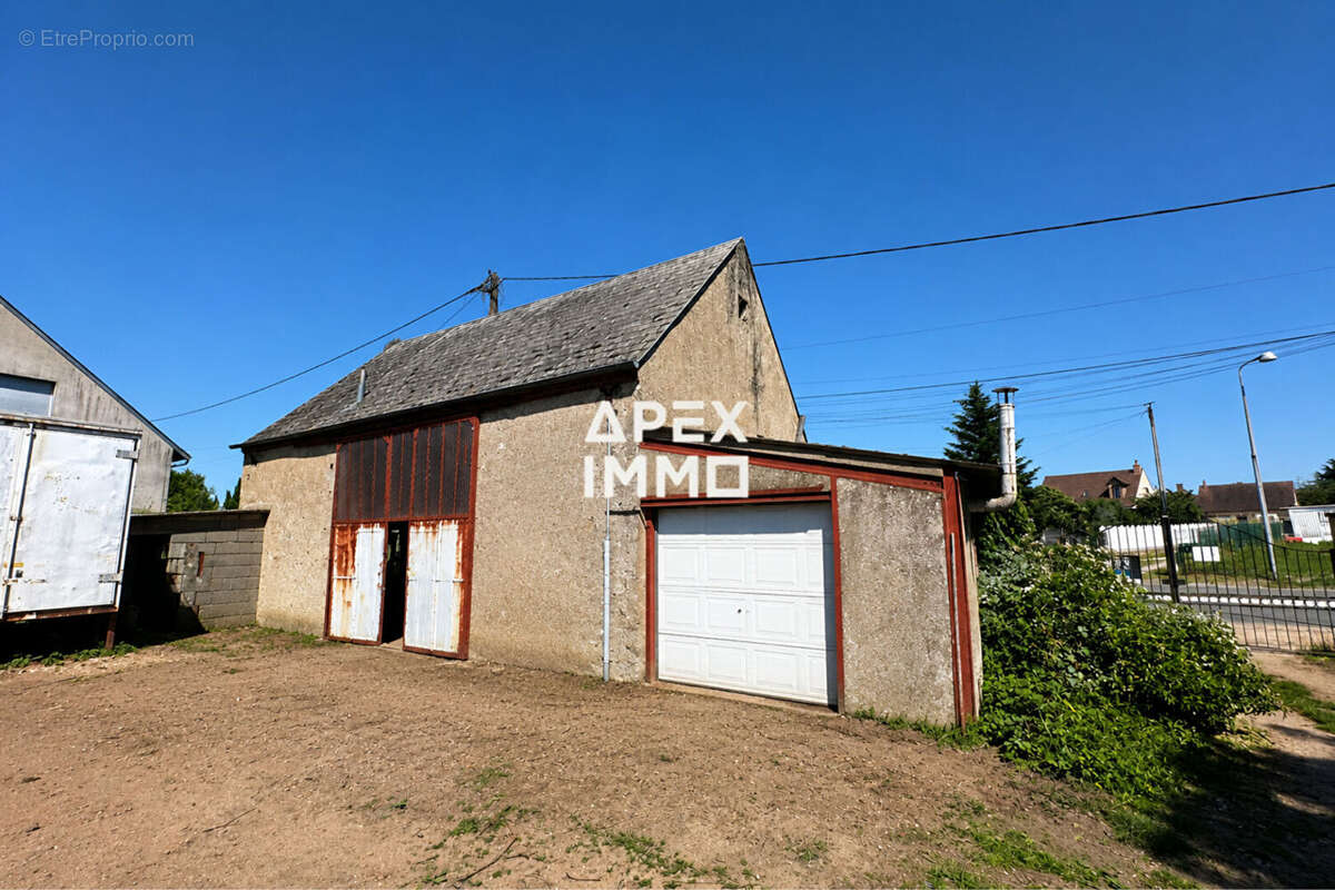 Maison à SAINT-BENOIT-SUR-LOIRE
