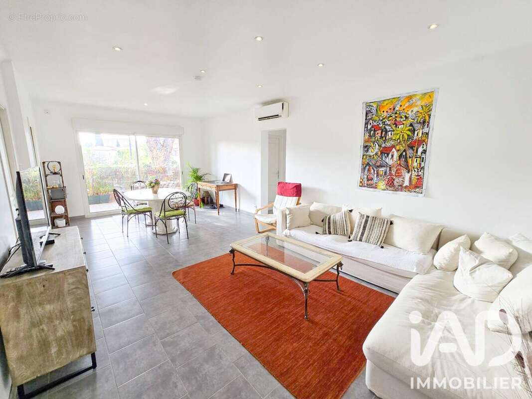 Maison 151 m² à Frejus  - photo 3