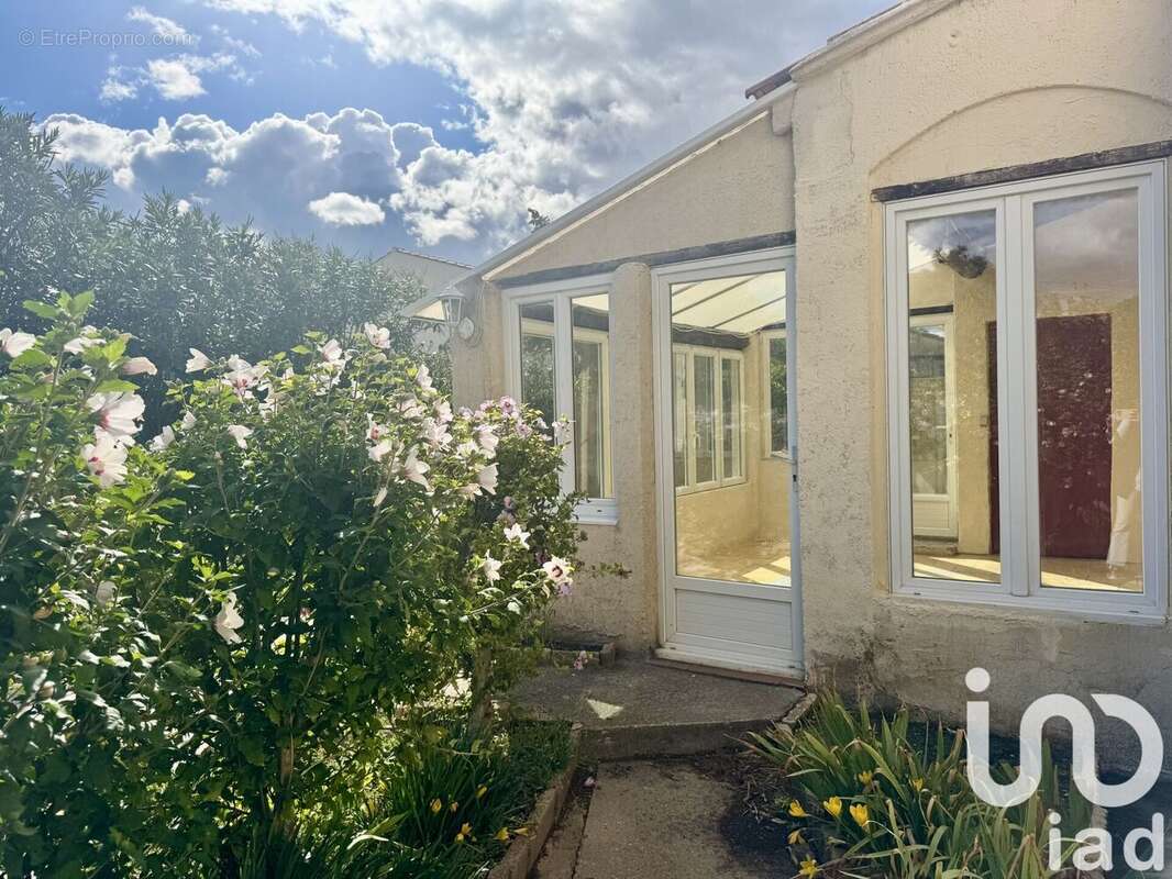 Photo 2 - Maison à ROCHEFORT-DU-GARD