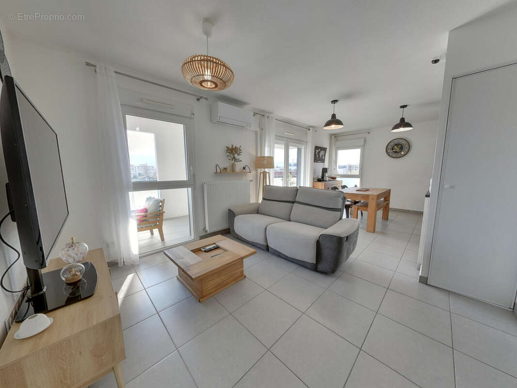 Appartement à ECHIROLLES