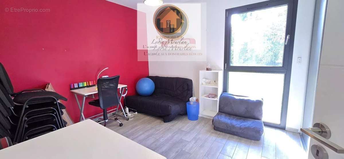 Maison à POEY-DE-LESCAR