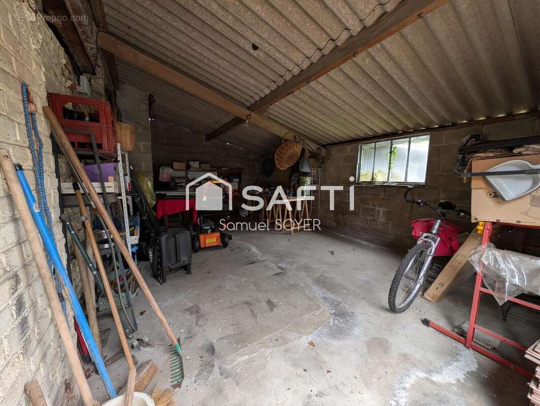 Photo 8