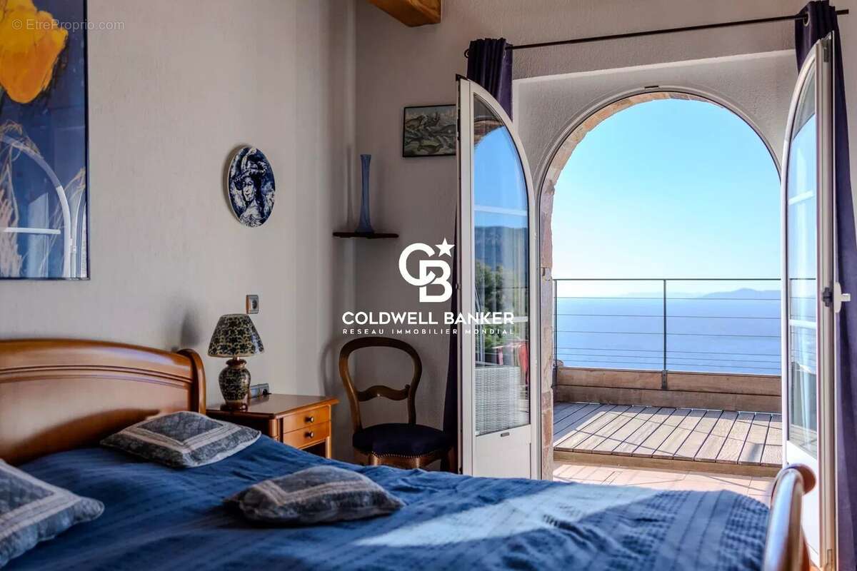 Maison à RAYOL-CANADEL-SUR-MER