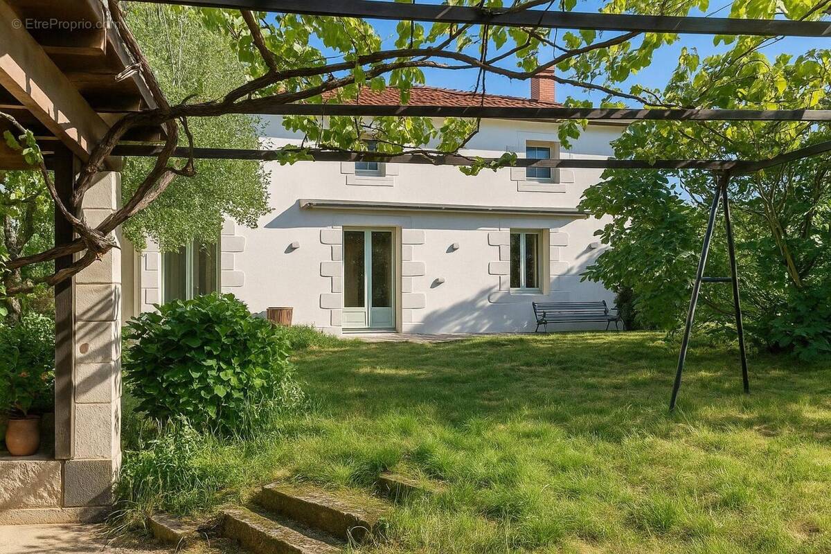 Photo 1 - Maison à THAIRE