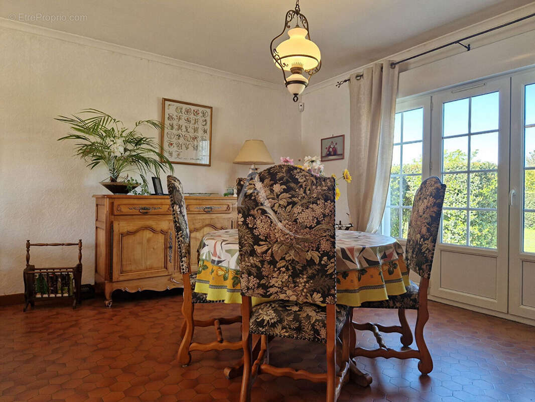 Maison à SAINT-VIVIEN