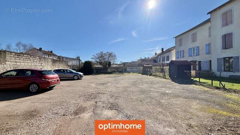 Appartement à THAON-LES-VOSGES
