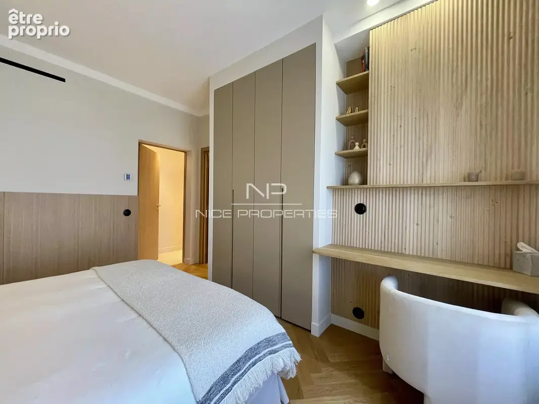 Cannes, appartement sur la Croisette, vue mer et port - photo 24