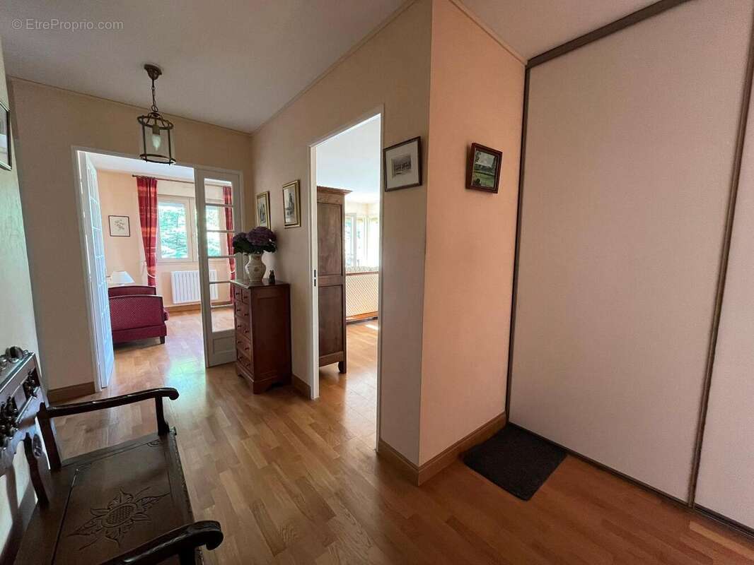 Appartement 100 m² à Angers  - photo 5