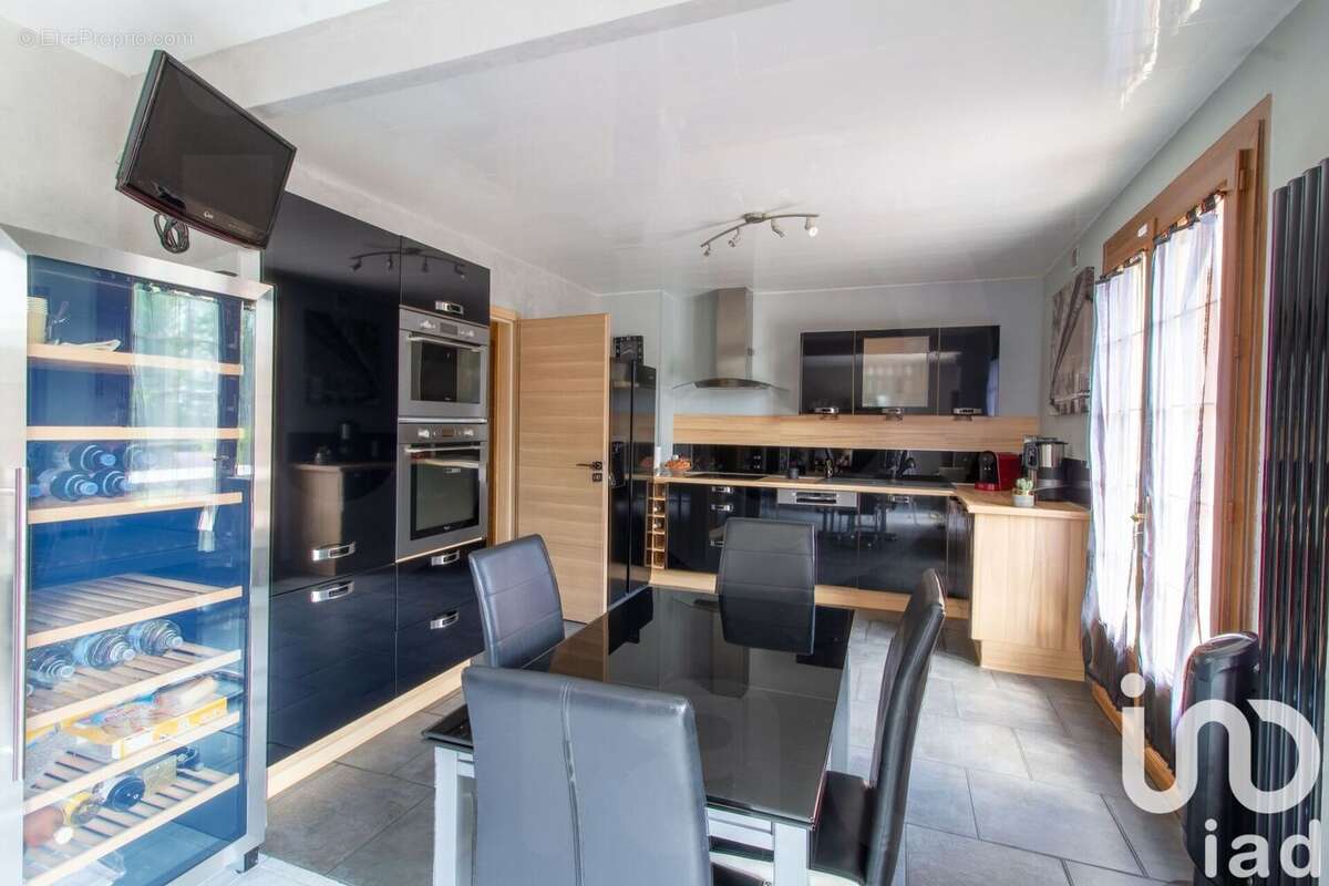 Photo 4 - Maison à FLEURY-LES-AUBRAIS