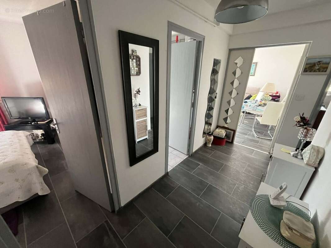 Béziers  Appartement 2 chambres avec séjour lumineux - photo 5