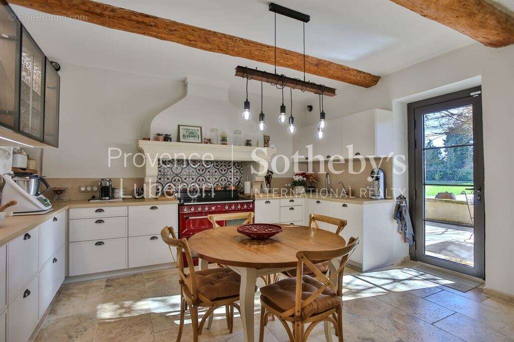 Art de vivre provençal pour ce mas du XIXᵉ siècle en campagne - photo 11