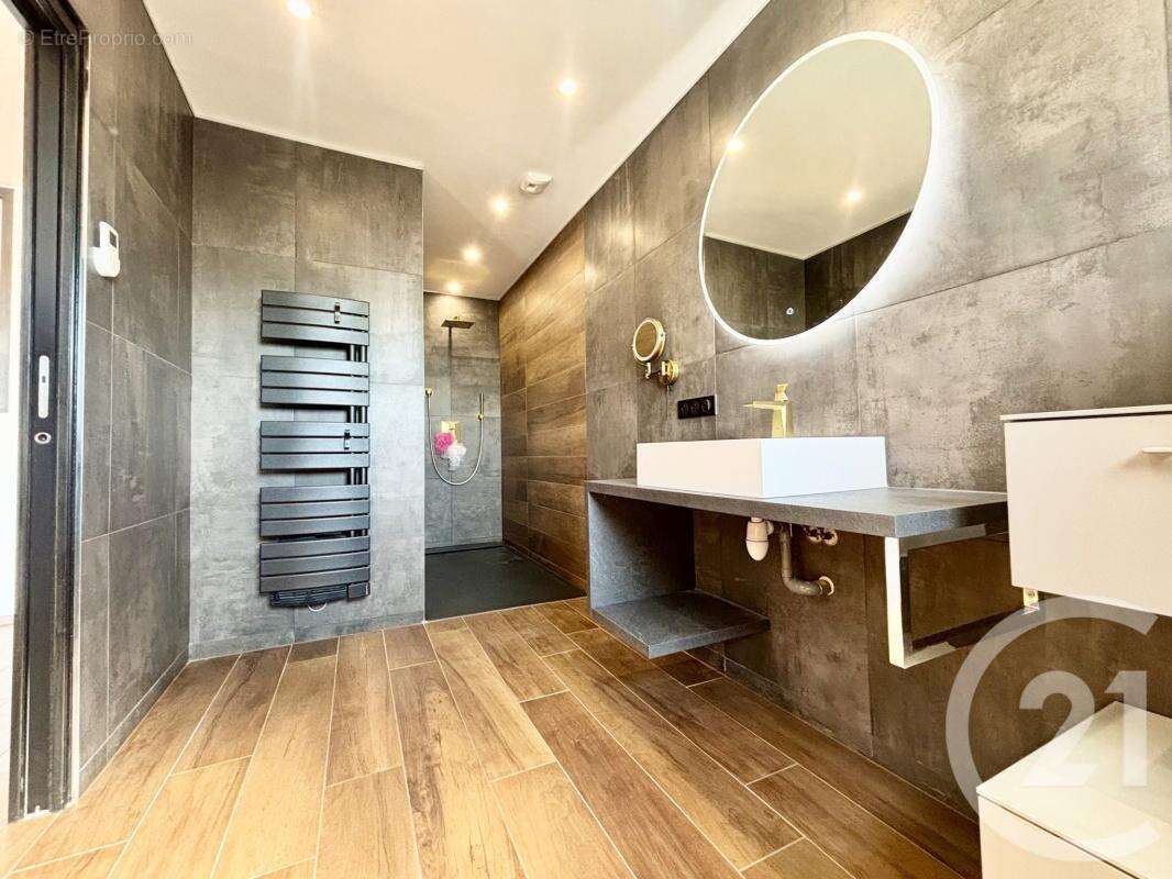Maison 287 m² à Limoges  - photo 17