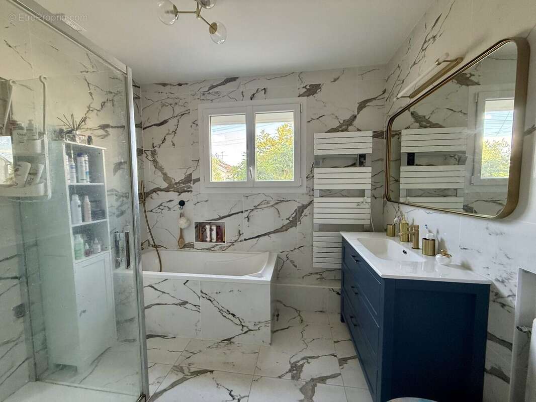 Maison 156 m² à Fleury-Les-Aubrais  - photo 7