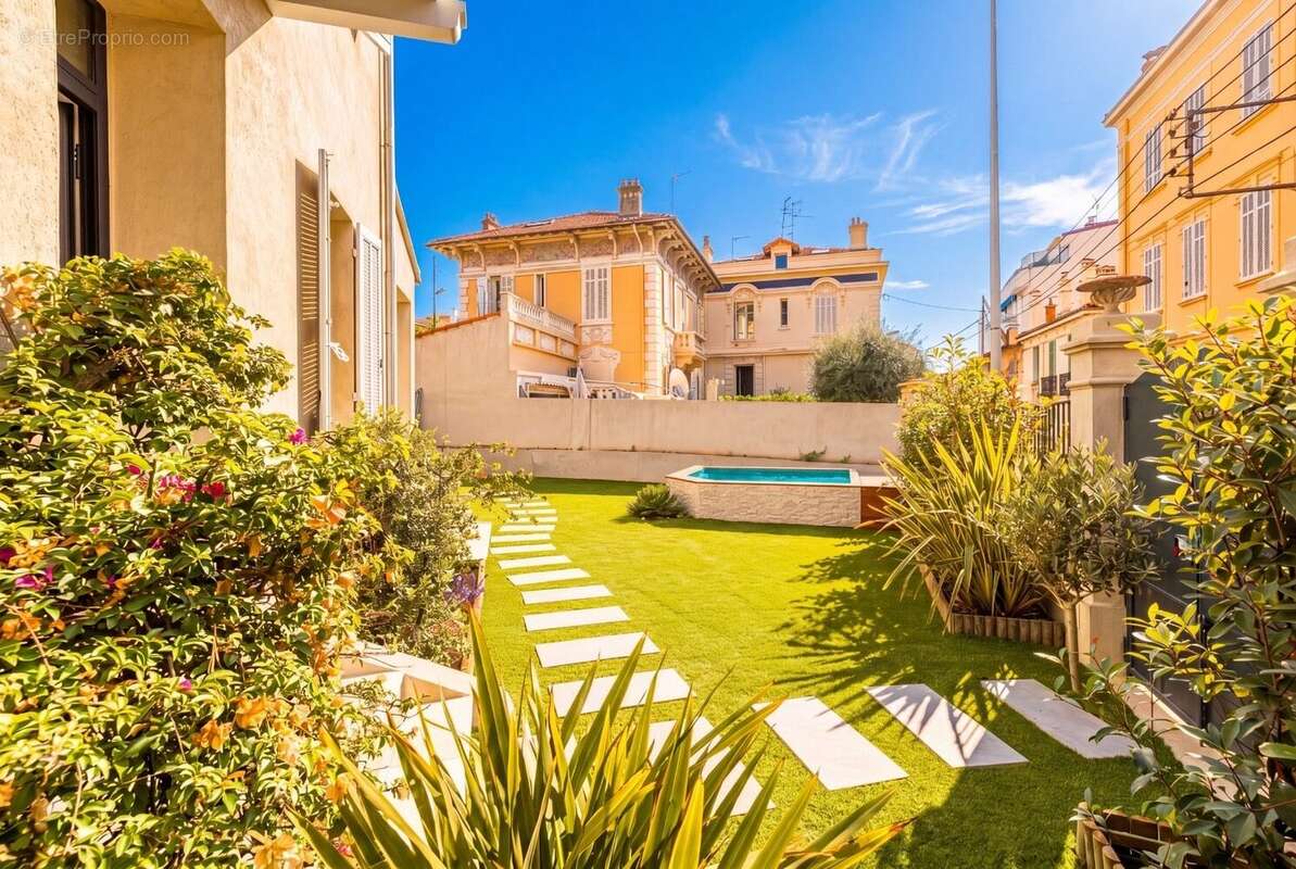 Maison à CANNES