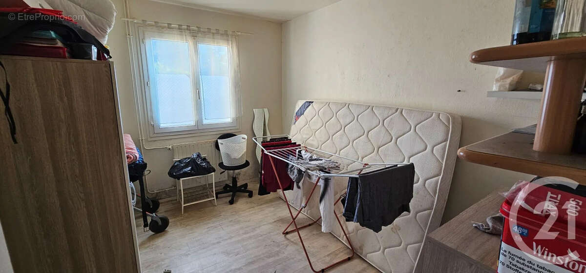Maison 106 m² à Alluyes  - photo 4