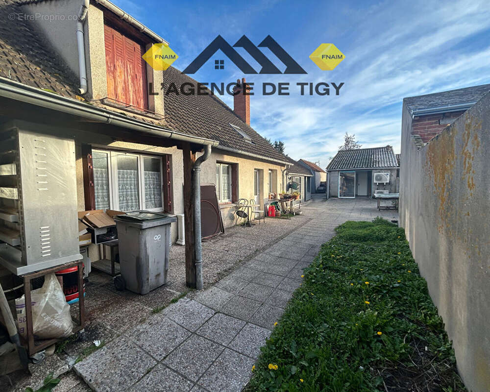 Appartement à TIGY