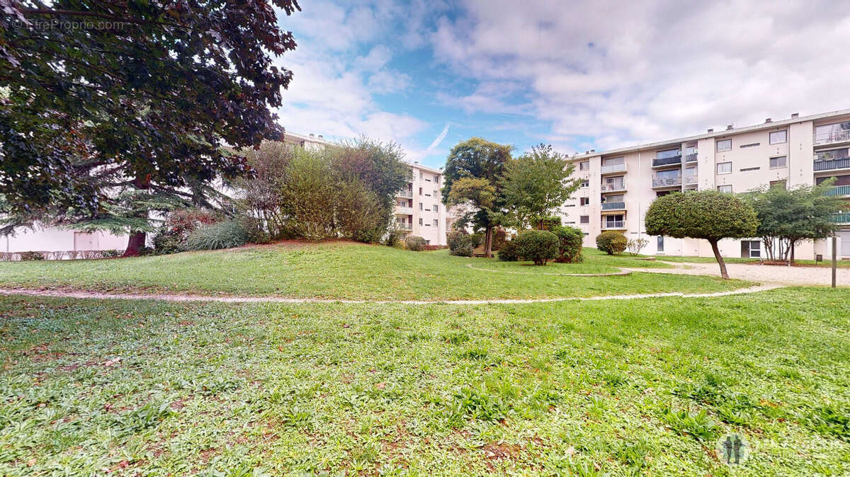 Appartement à ECHIROLLES