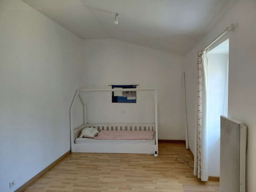 Maison 100 m² à Bois-De-Cene  - photo 7
