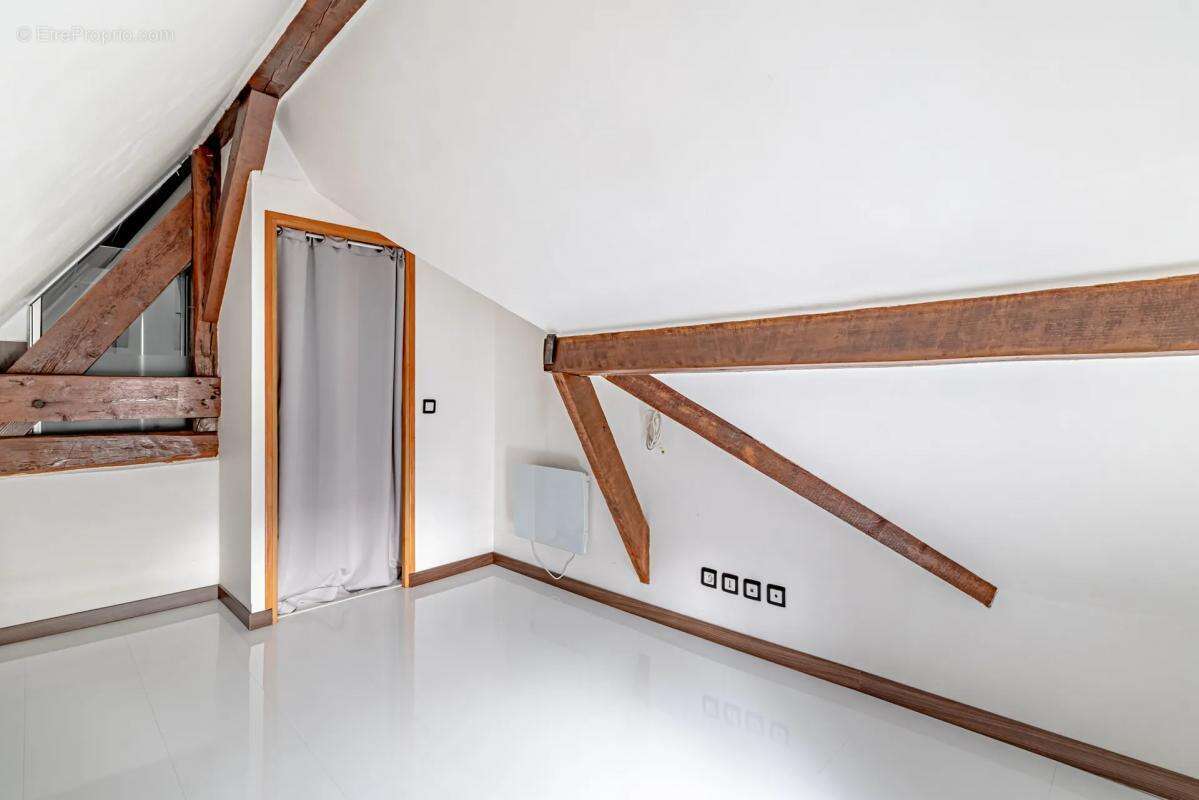 Appartement à MAFFLIERS