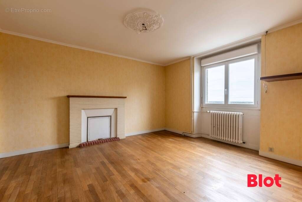 Maison 105 m² à Saint-Germain-Sur-Ille  - photo 4