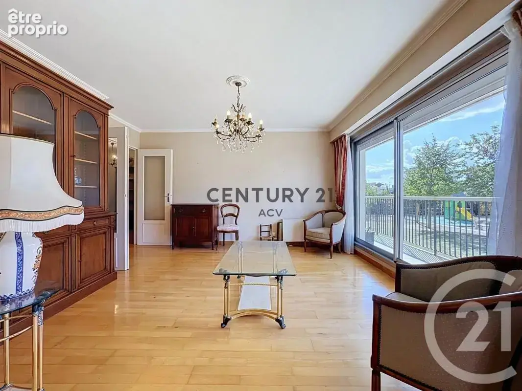 Appartement 4 pièces 72 m² à vendre à Maisons-Alfort (94700) - photo 2