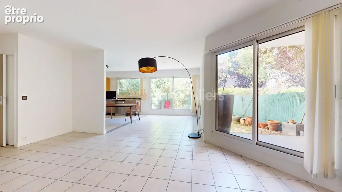 Photo Appartement à Gif-Sur-Yvette au prix de 398 000€