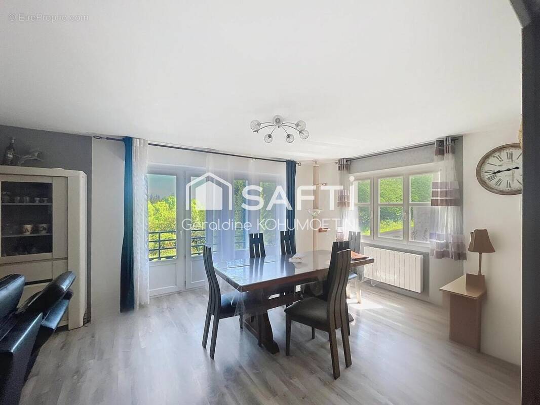 Photo 1 - Maison à LOCMALO