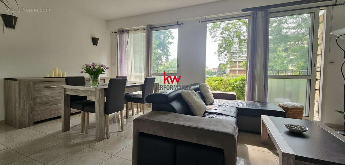 Appartement 74 m² à Saint-Gratien  - photo 2