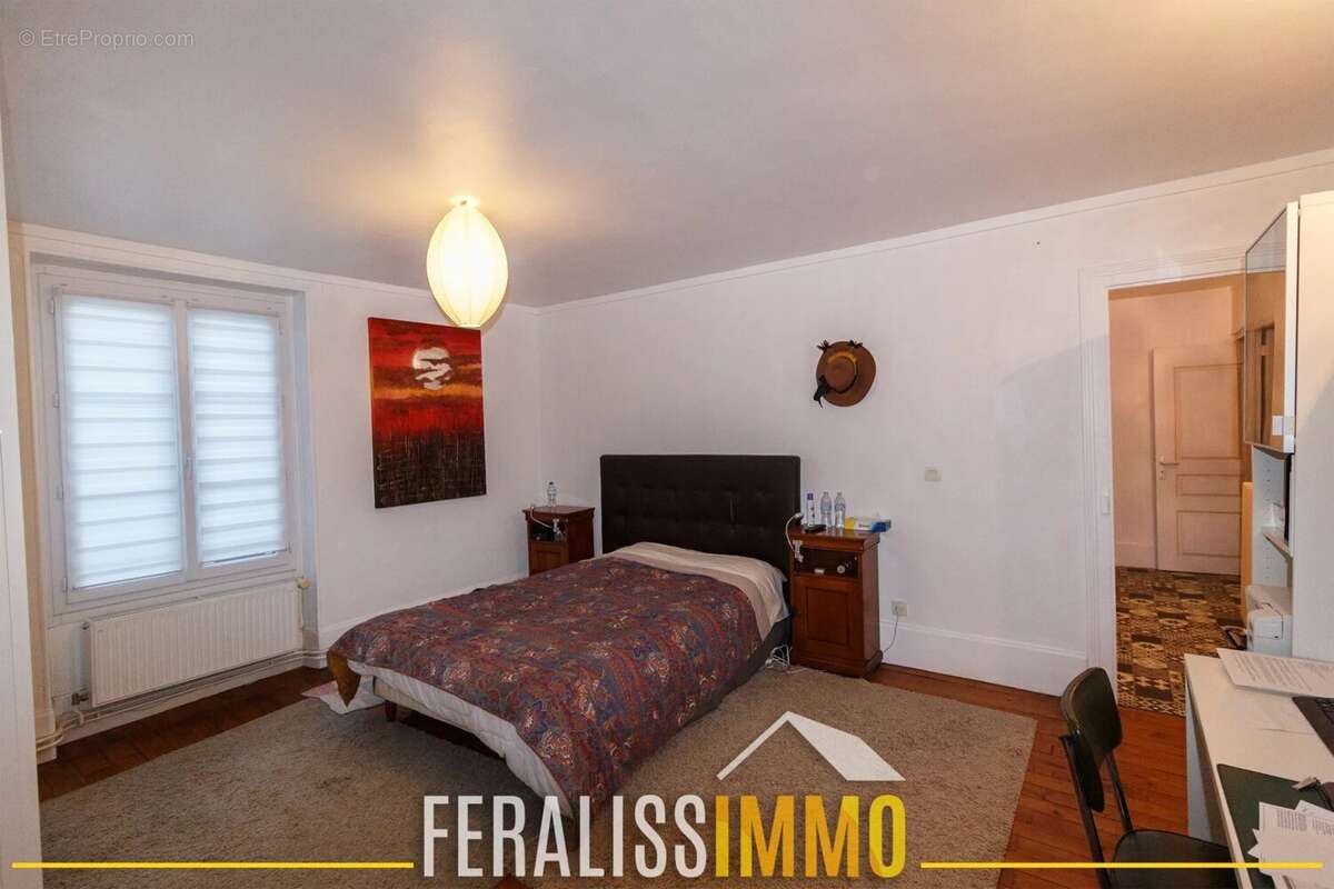 Maison à VAUX-SUR-SEINE