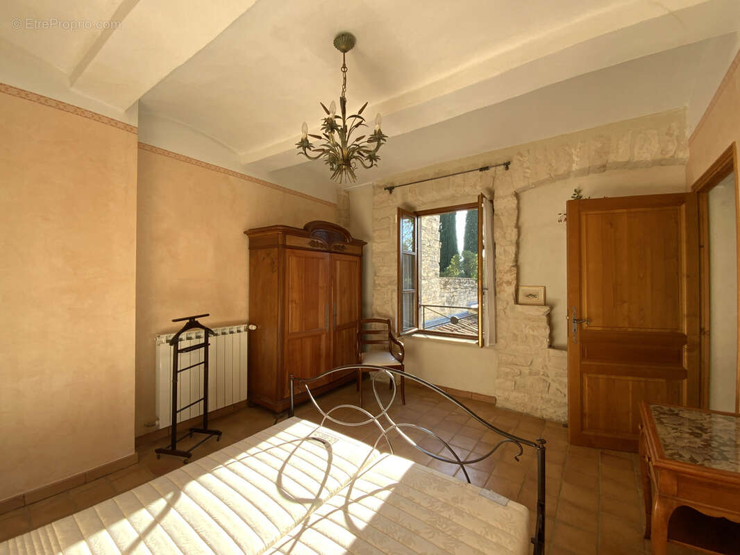 Belle maison de village en pierre avec jardin. - photo 19