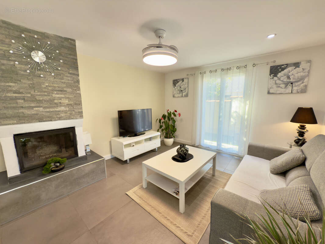 Maison à PRADES-LE-LEZ