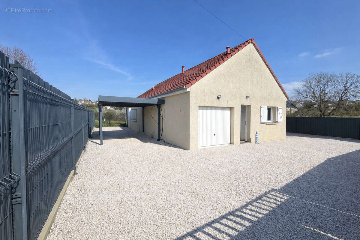 Maison à MONTCEAU-LES-MINES