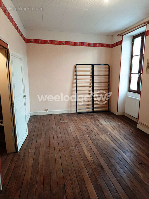 Maison à SAINT-GAULTIER