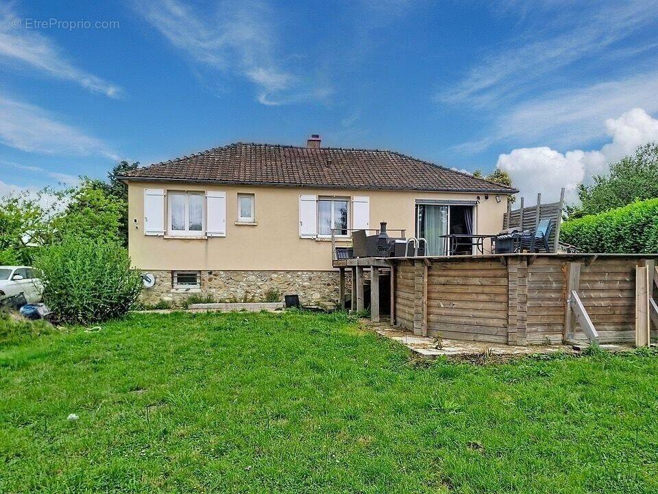 Maison à SAINT-CLAIR-SUR-EPTE