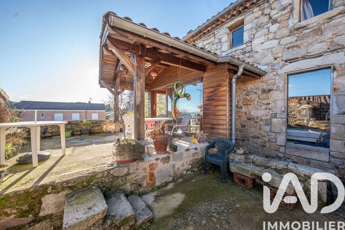 Photo 1 - Maison à SAINT-JULIEN-DU-SERRE